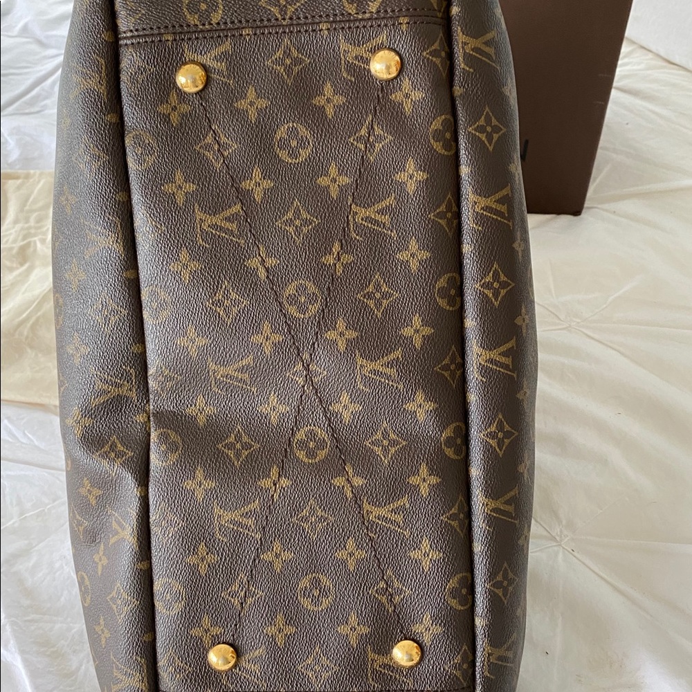 SOLD Louis Vuitton Artsy GM Brown Canvas Hobo - Picture 5 of 8